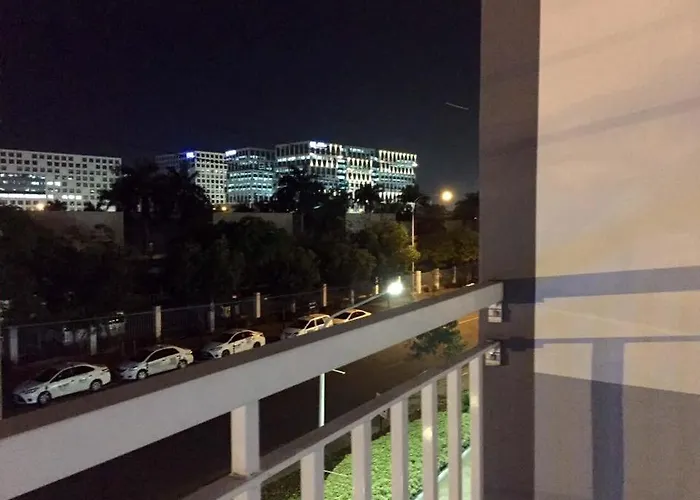 Premiere Haven Moa Staycation مانيلا